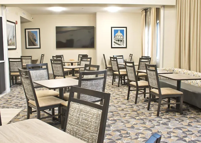 Hampton Inn & Suites Denver-Speer Boulevard