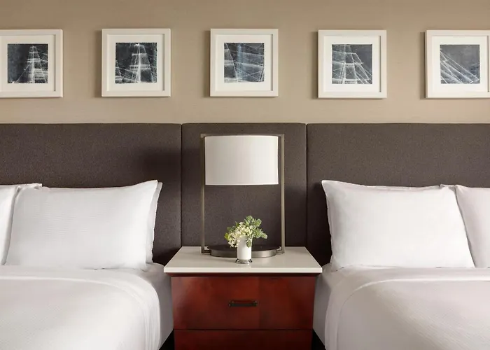 Hotel Champlain Burlington, Curio Collection By Hilton