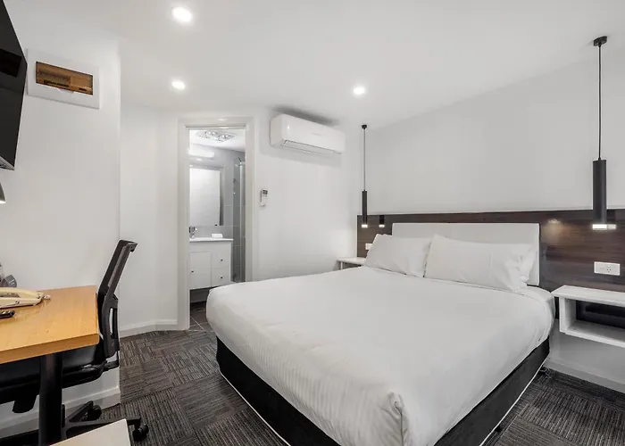 Best Western Plus Buckingham International
