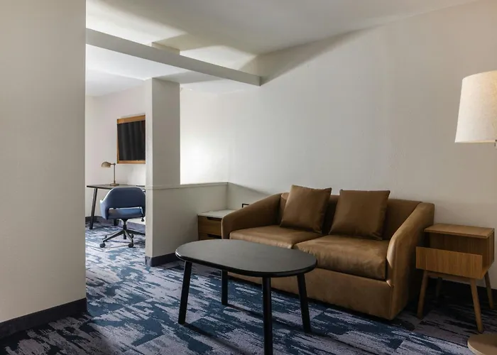 Fairfield Inn And Suites By Marriott Fort Wayne