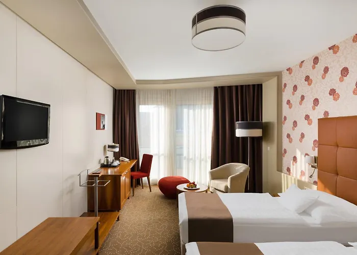 Corso Hotel Pecs