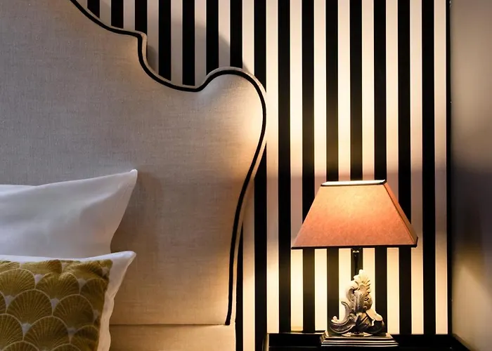 Hotel Vendome - BW Signature Collection