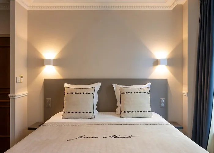Hotel Jean Moët