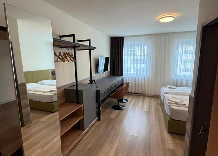 Turm Inn 24H Self Check In By H&H Hotels