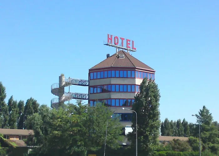 Business Hotel