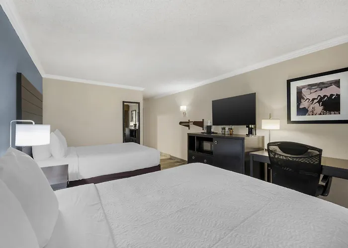 Best Western Airport Albuquerque Innsuites Hotel & Suites