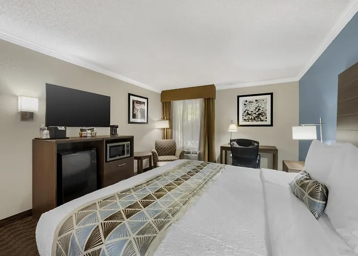 Best Western Airport Albuquerque InnSuites Hotel&Suites