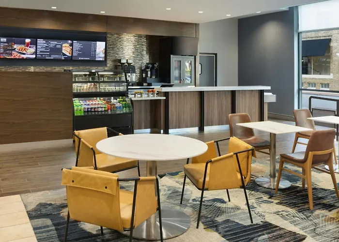 Courtyard By Marriott Little Rock Downtown Hotel