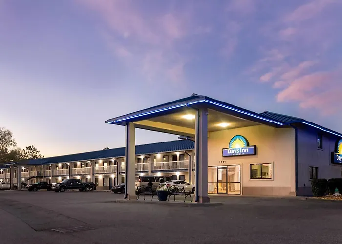 Days Inn By Wyndham Valdosta I-75