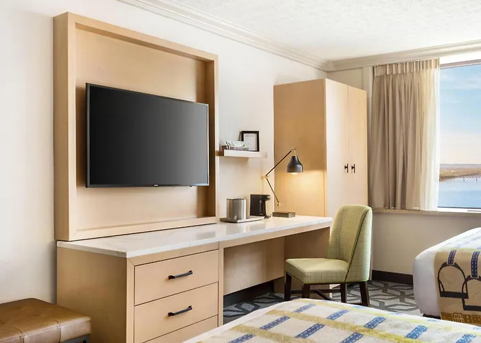 Galt House Hotel, A Trademark Collection Hotel Louisville