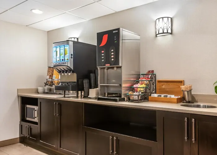 Best Western Plus Calgary Centre Inn