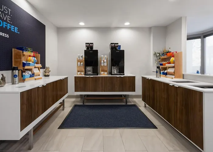 Holiday Inn Express Tifton By Ihg