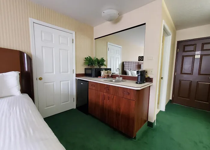 Red Lion Hotel Rogue Regency Medford Airport