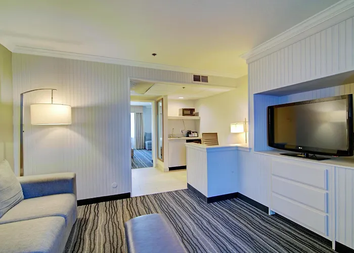 Best Western Posada Royale Hotel & Suites Simi Valley