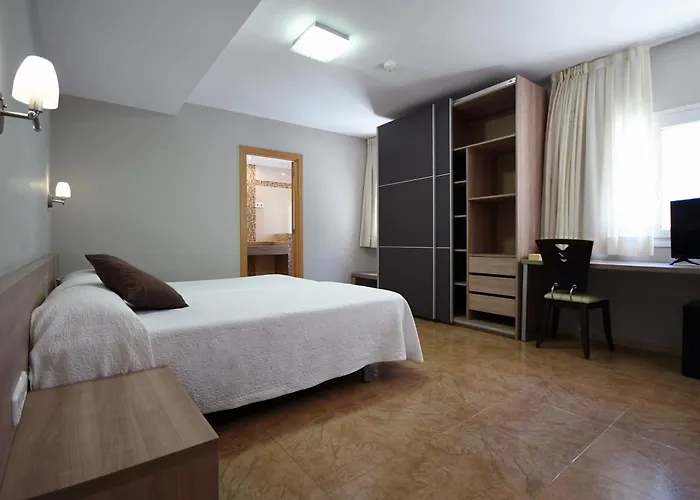 El Cami Hotel