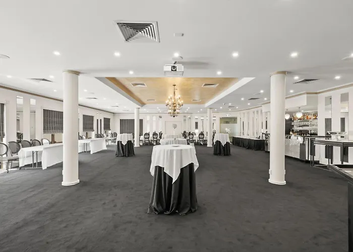 The Carrington Hotel