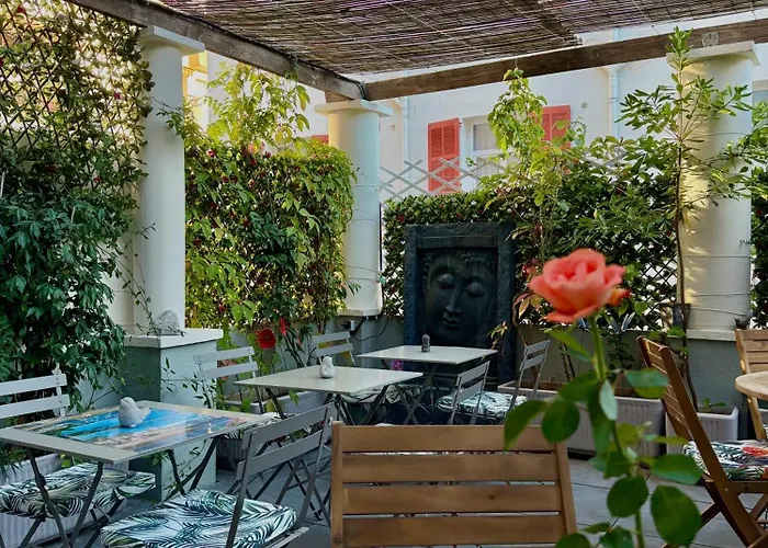 Hotel Eden - La Baigneuse