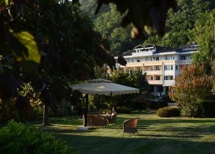 Hotel Ambassador