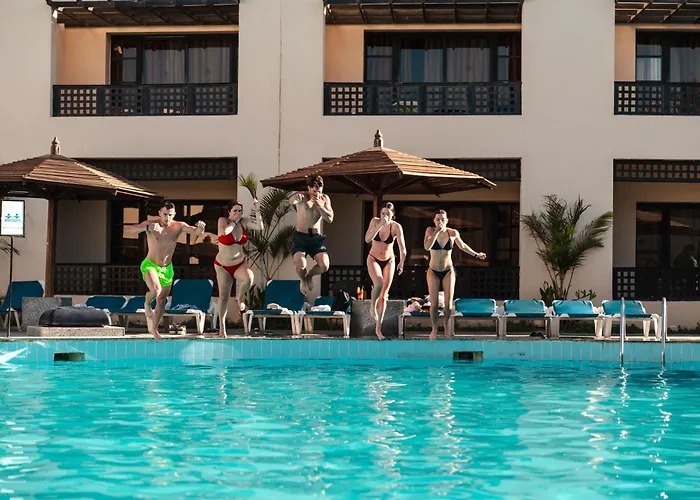 Blend Club Aqua Resort