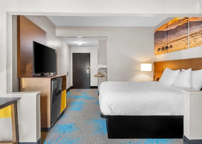 Days Inn & Suites By Wyndham Ridgeland