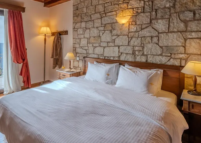 Alpen House Hotel & Suites