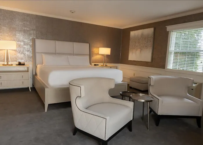 The Grand Resort Howland Corners