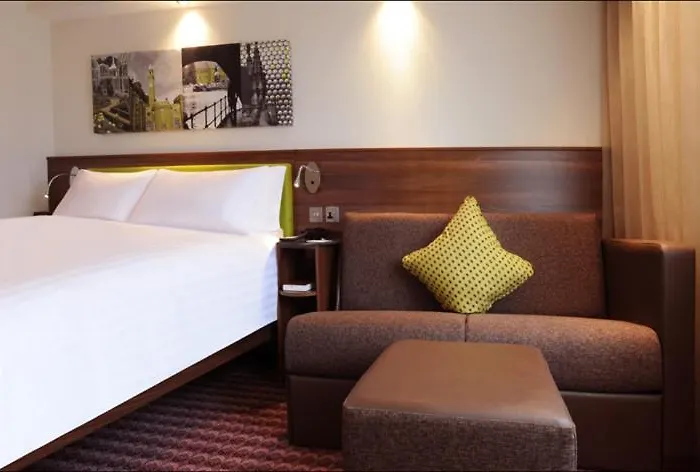 Hampton By Hilton Birmingham Broad Street