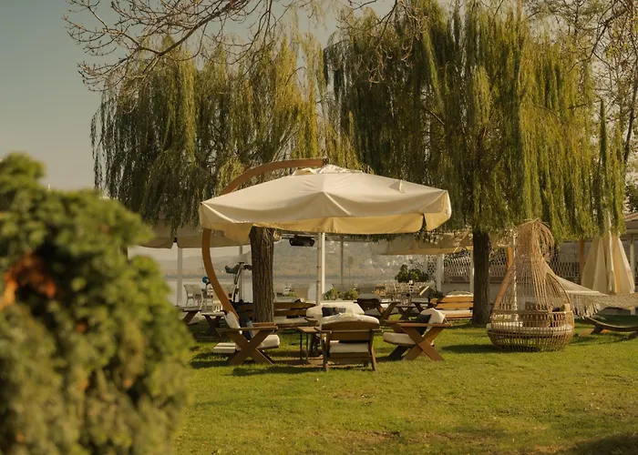 Lale Hotel