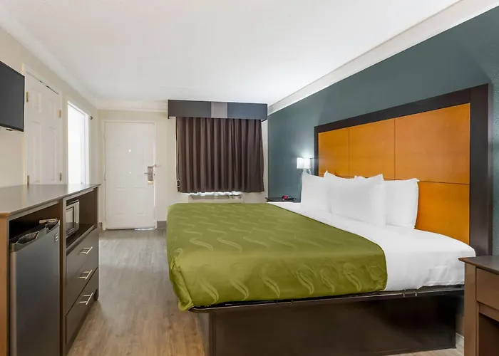 Quality Inn & Suites North Charleston - Ashley Phosphate
