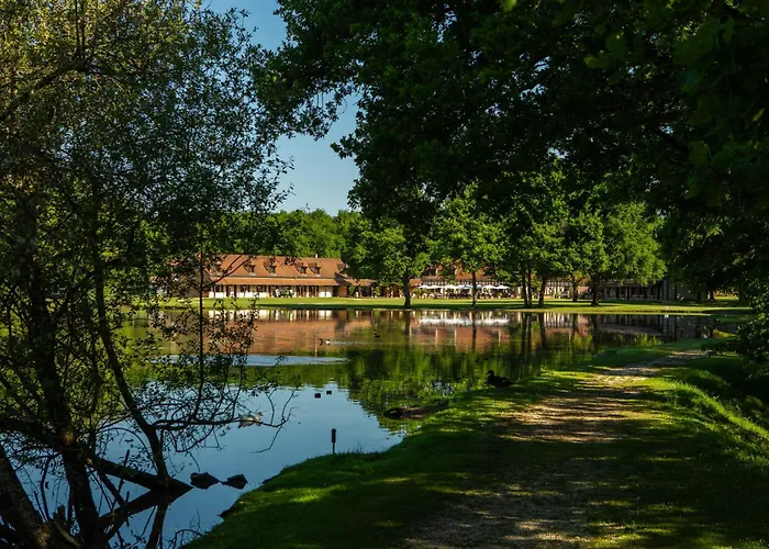 L'Orée des Chênes, The Originals Relais (Relais du Silence)