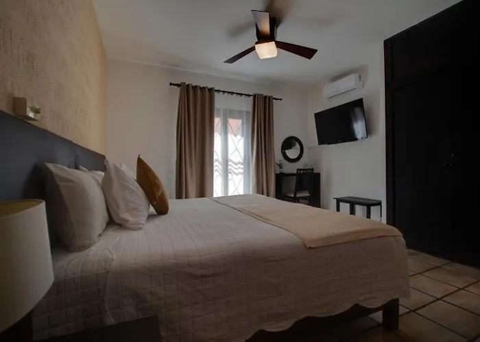 Hotel Punto 79