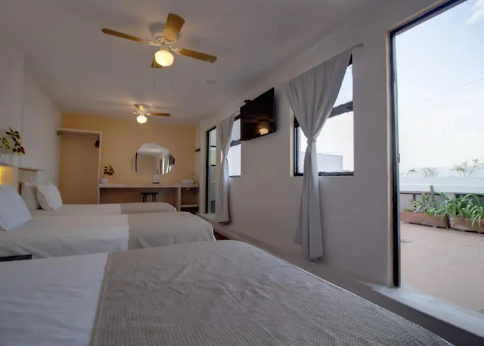 Hotel Punto 79