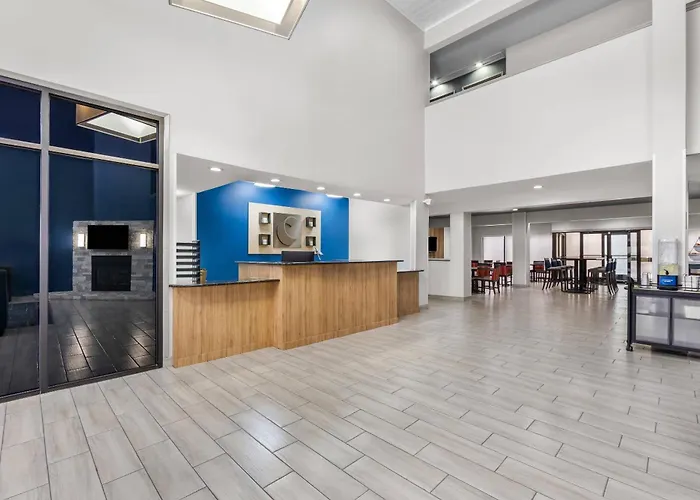 Comfort Suites London South