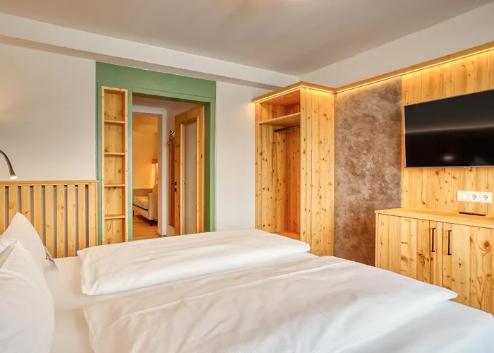 Hotel Waldfriede - Panoramic View Zillertal