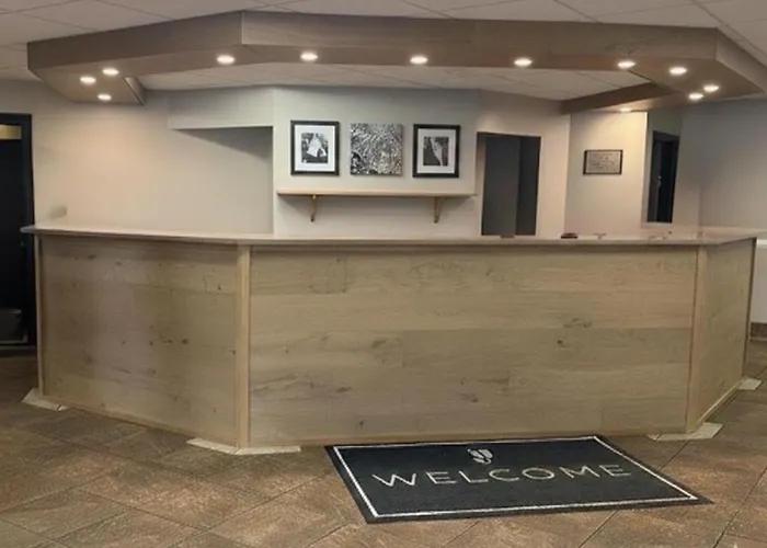 Country Inn & Suites By Radisson, Battle Creek, Mi