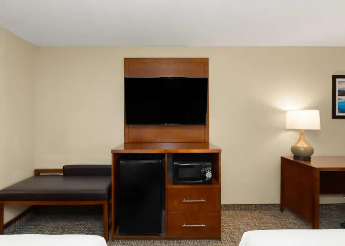 Wingate By Wyndham Clearfield