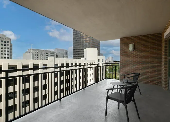 Hampton Inn & Suites Baton Rouge Downtown