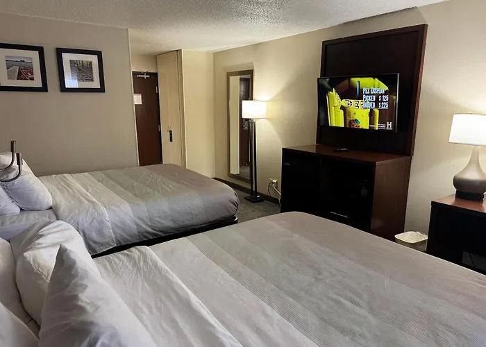 Quality Inn & Suites Green Bay - Ashwaubenon