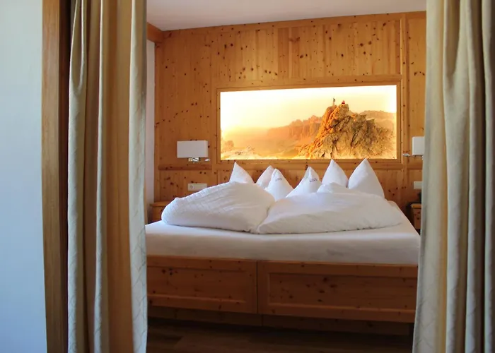 Hotel Ronce Urtijëi