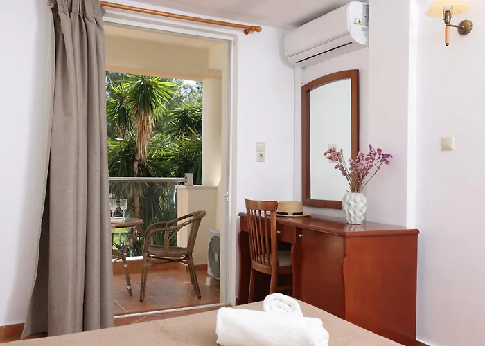 Three Stars Beach Hotel