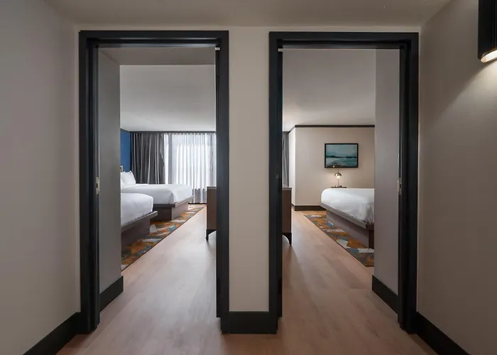 Hotel Indigo Detroit North - Troy By Ihg