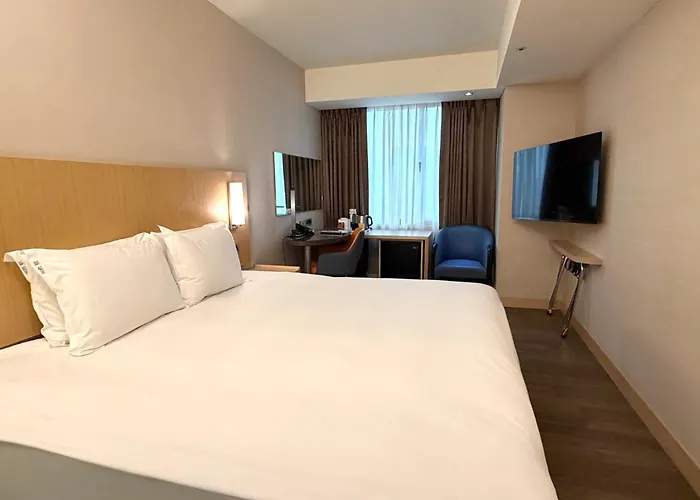 Holiday Inn Express Taoyuan By Ihg