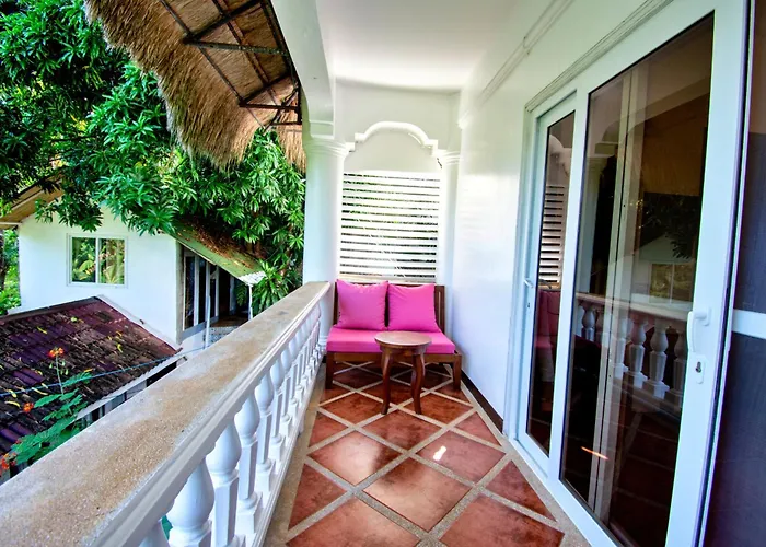 Lanterna Hotel Boracay