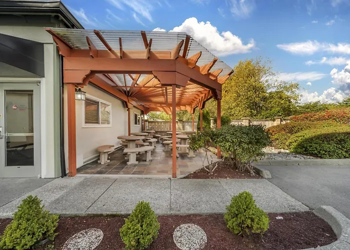 Best Western Plus Northwoods Inn Crescent City