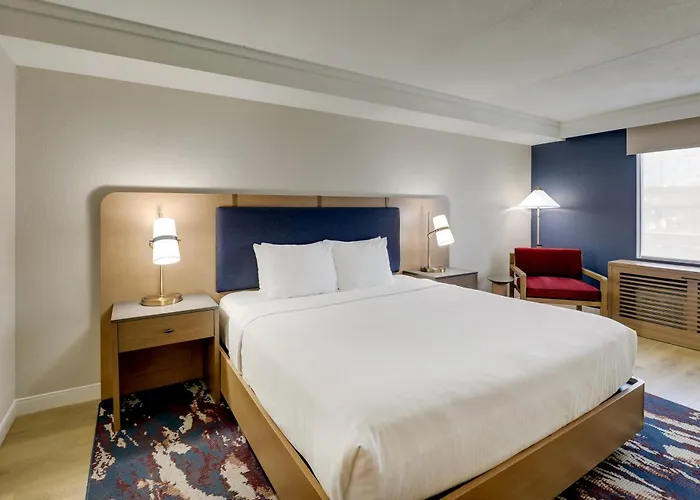 Doubletree By Hilton Quincy