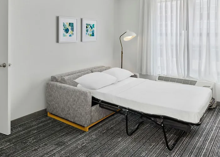 Towneplace Suites By Marriott Lawrence Downtown