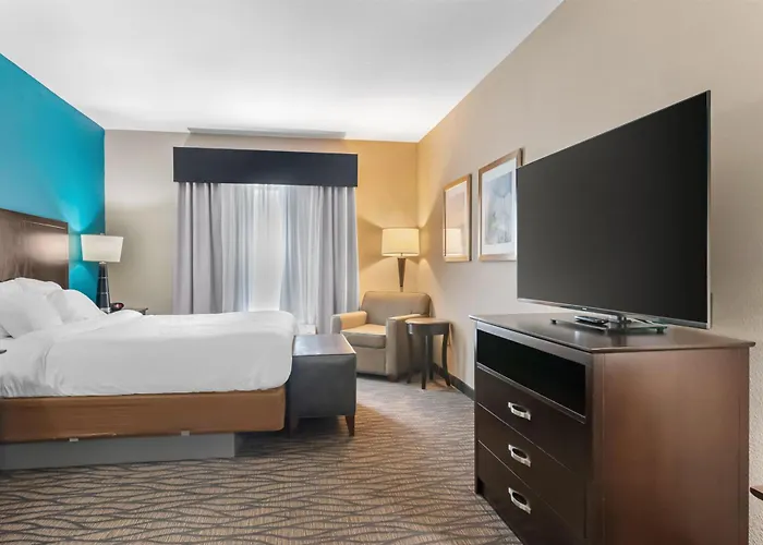 Best Western Plus Hiawatha Hotel