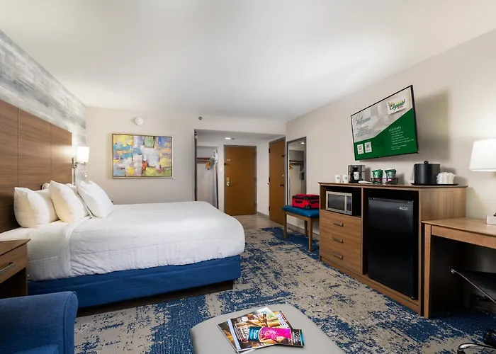 MCM Elegante Hotel