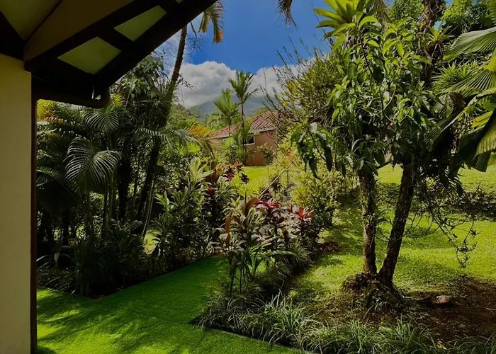 Loma Real Hot Springs Bed & Breakfast