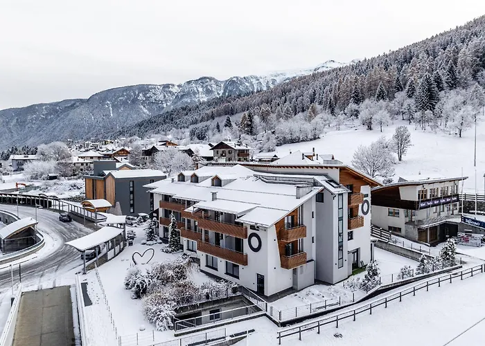 Monroc Hotel Commezzadura